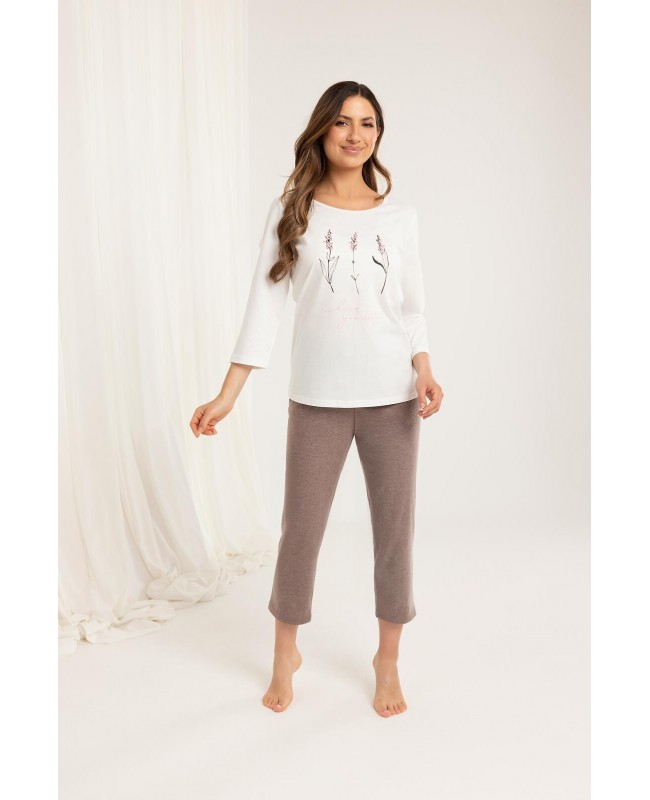 Piżama damska Regina 703 – bawełniana klasyka z nadrukiem i długością 7/8, wygodna i kobieca